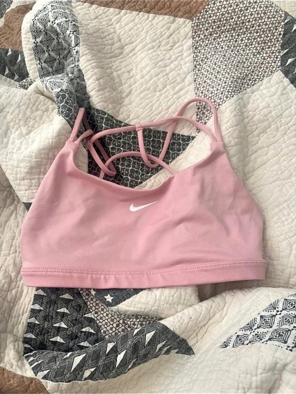 Nike Indy Strappy Sports Bra Pink
